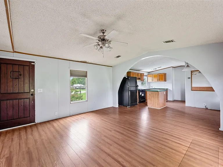 360 Shady Oaks #A — Photo 9
