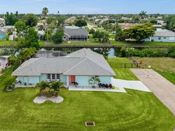 2102 SE 8th St, Cape Coral, FL 33990