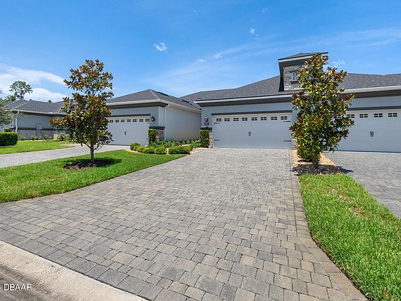 3rd image of 860 Pinewood Dr