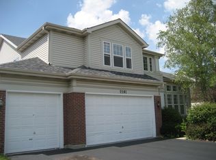 2201 Avalon Dr, Buffalo Grove, IL