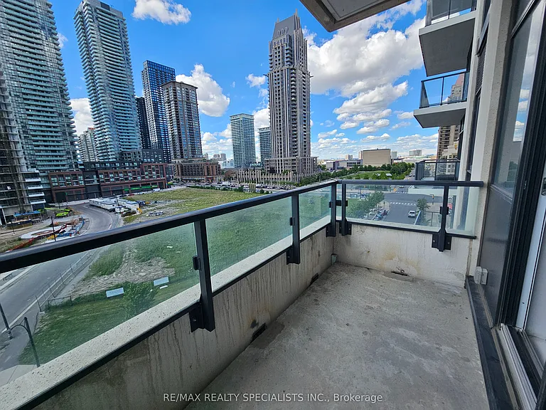 4085 Parkside Village Dr #703 — Photo 18