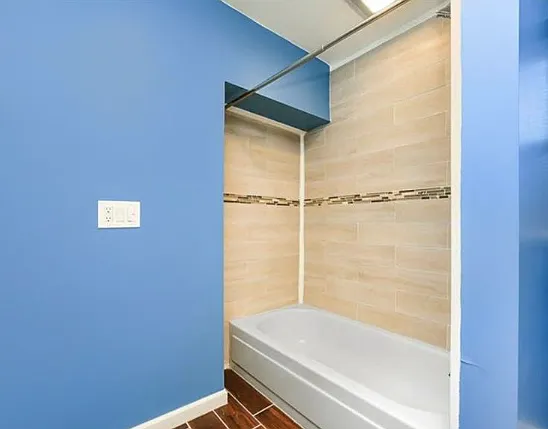 140 Home St — Photo 6