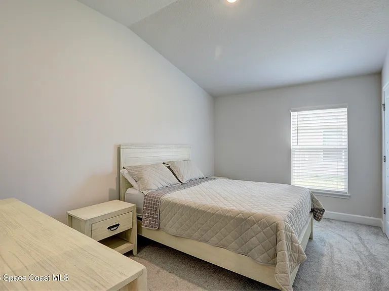 1884 Middlebury Dr SE — Photo 15