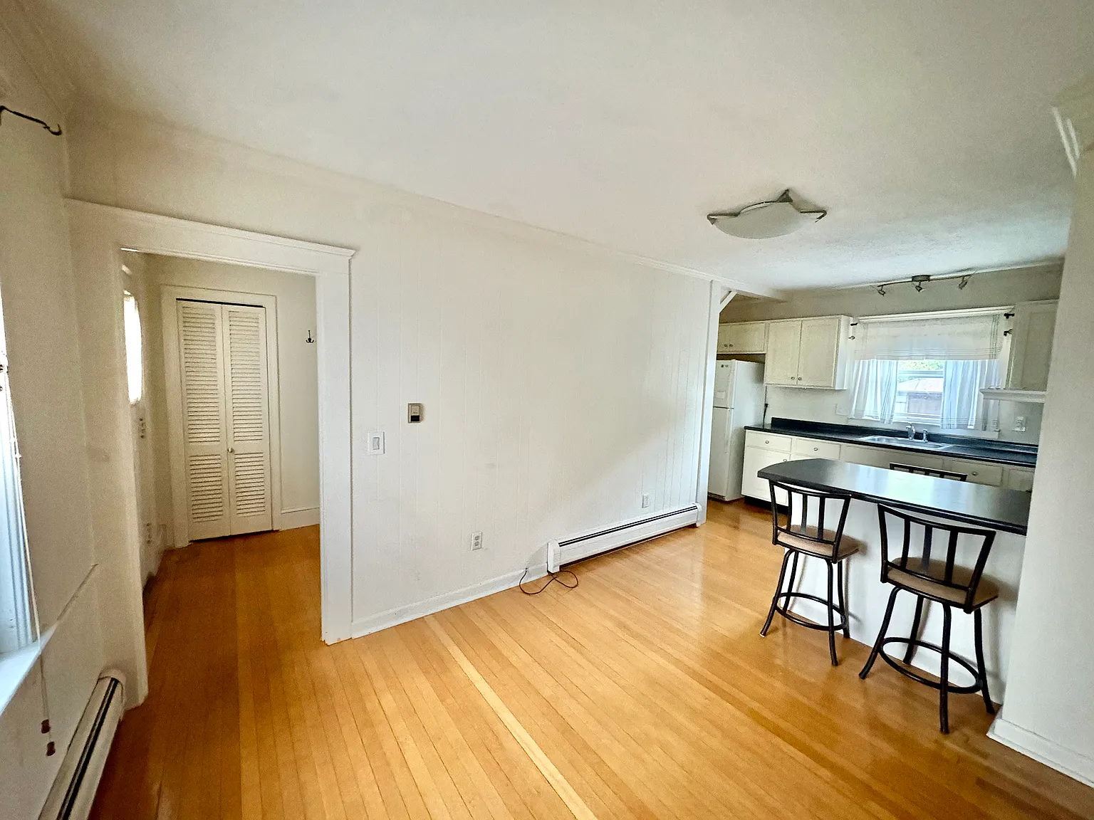 1 bed, 500 sqft, $1,500 — Photo 3