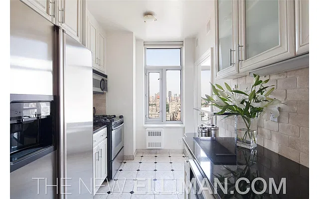 Sold by Douglas Elliman | media 11