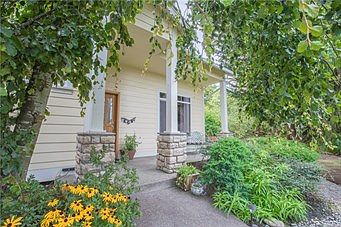 2nd image of 13919 77th Avenue Ct E