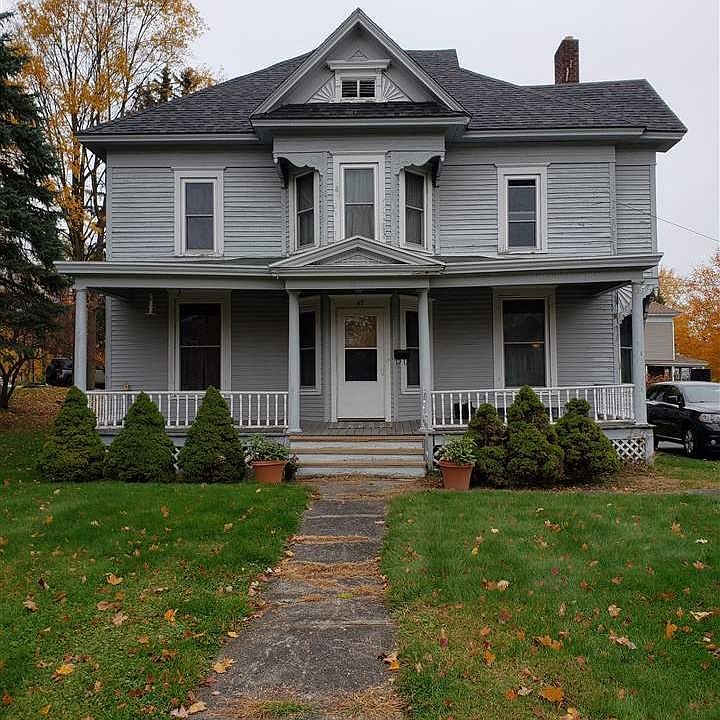 1st image of 47 E Main St