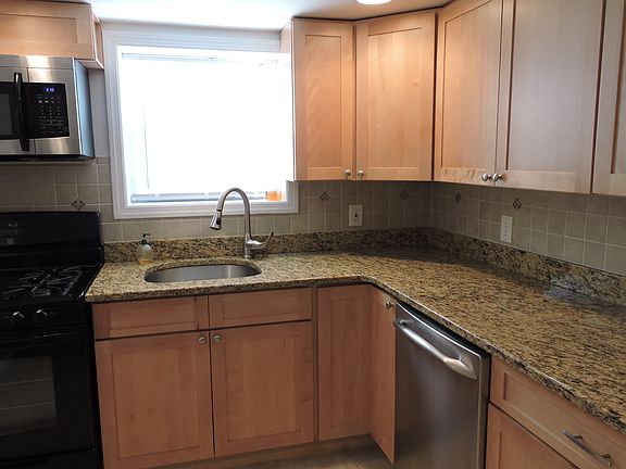 Ground level kitchen