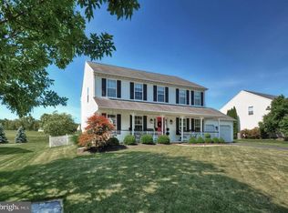 1052 Kingscote Dr, Harleysville, PA 19438