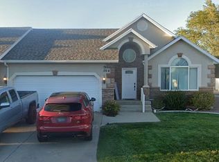 264 Mountain Green Cir, Roosevelt, UT 84066