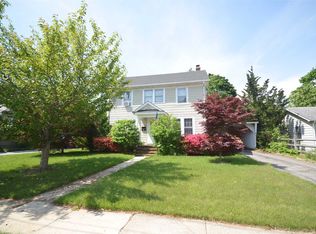 291 Fishel Ave, Riverhead, NY 11901