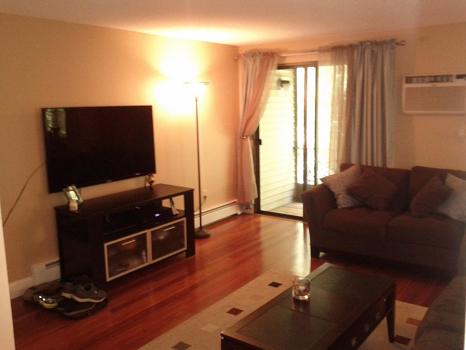 1st image of 1410 Skyline Dr Unit 12