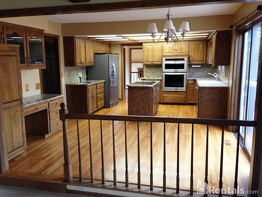 2nd image of 9397 Olympia Dr