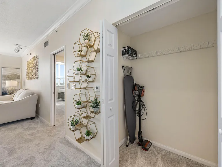 651 Okeechobee Blvd #1107 — Photo 8