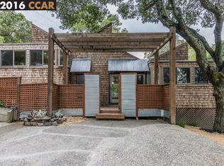 70 Barbara Rd, Orinda, CA 94563