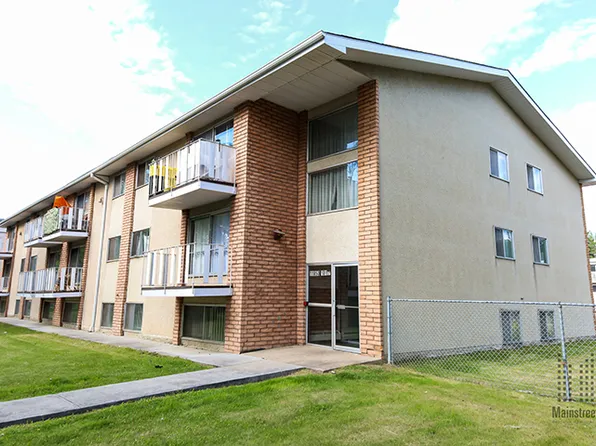 NAITside Court III Apartments