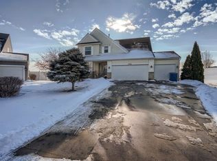 15328 Dundee Ct, Apple Valley, MN 55124