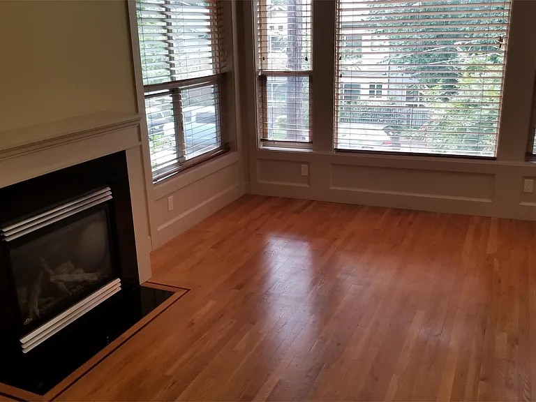 362 Aloha St #1 — Photo 9