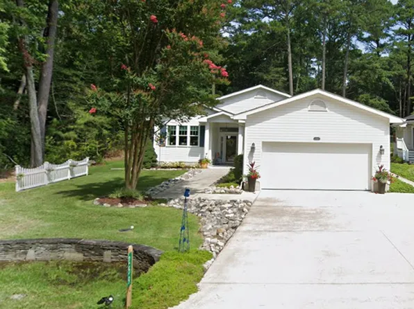 259 Windjammer Rd, Ocean Pines, MD 21811