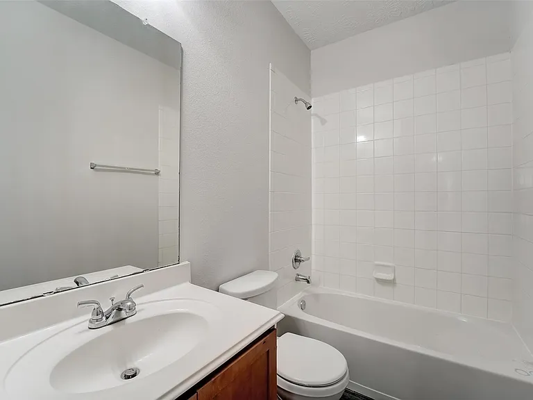 315 Apache Field Ln — Photo 19
