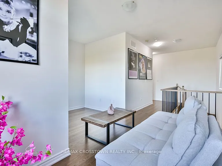 104 Shepherd Dr — Photo 23