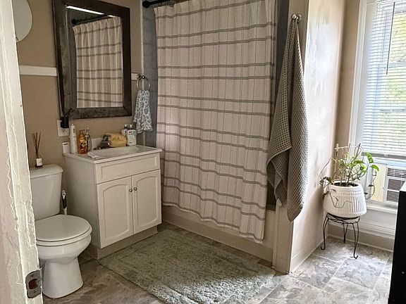 5th image of 508-510 Ferry St #1/2