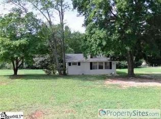 440 Milford Church Rd, Taylors, SC 29687