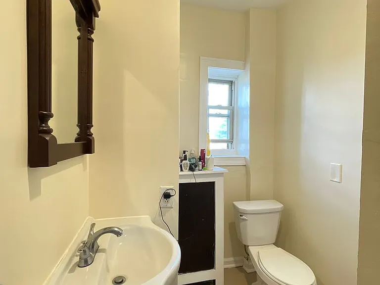 3312 Hamilton — Photo 26