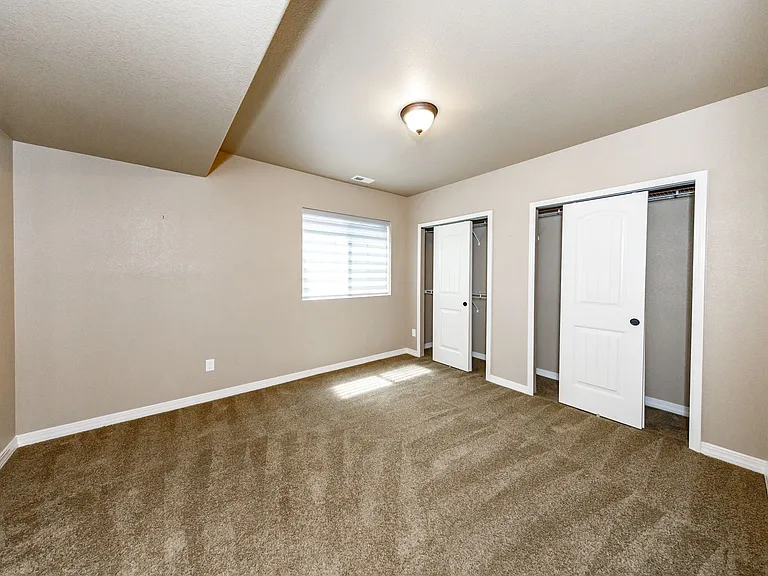 8475 Glen Carriage Grv — Photo 18
