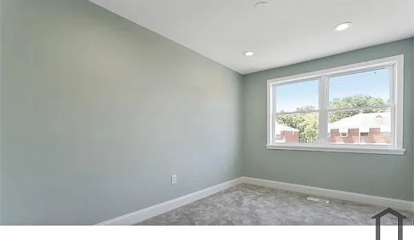 4045 Saint Monica Dr — Photo 12