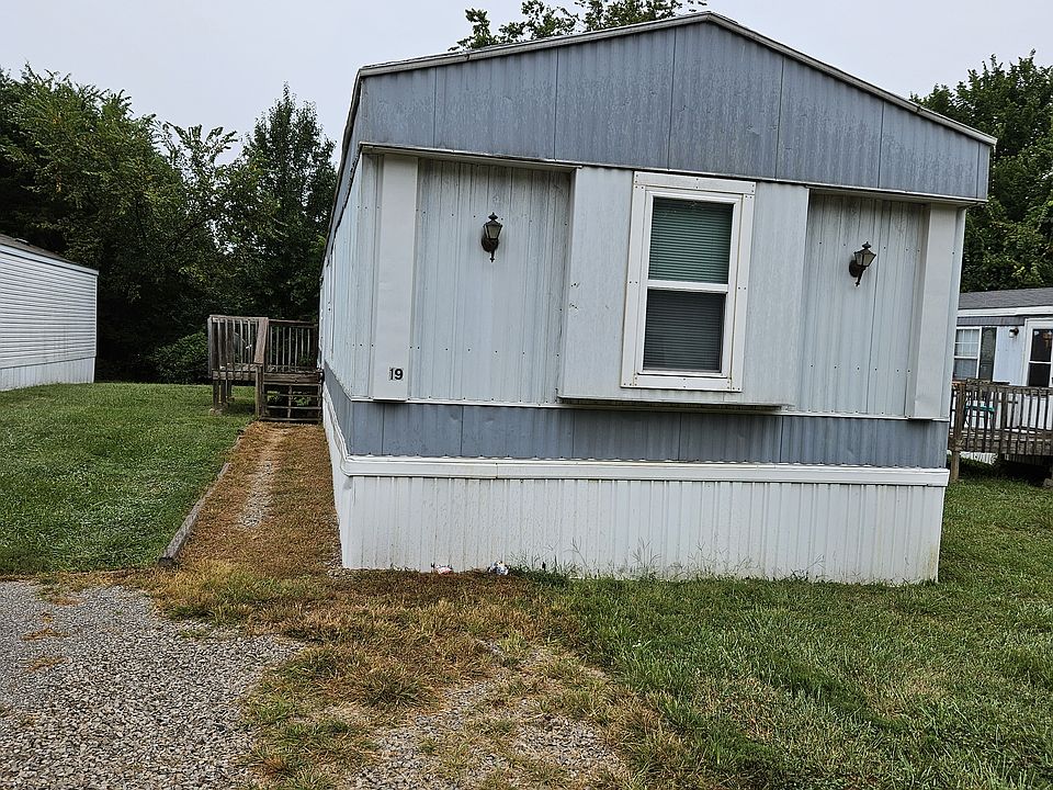 1st image of 183 SE Highway 13 #19