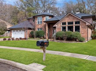 2604 Surrey Woods Rd, Flower Mound, TX 75028