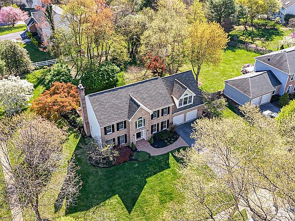 5th image of 10390 Stansfield Rd