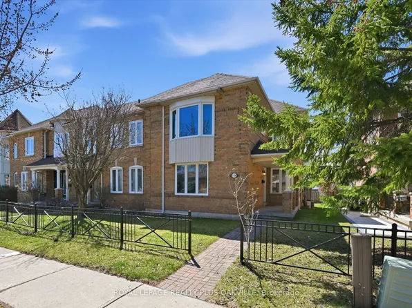 2150 4th Line #2150, Oakville, ON L6M 3T2