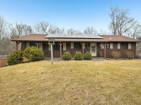 19150 Hanus Rd, Minnetonka, MN 55345