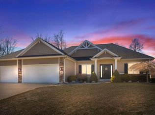 13033 Tuscany Way, Fort Wayne, IN 46845