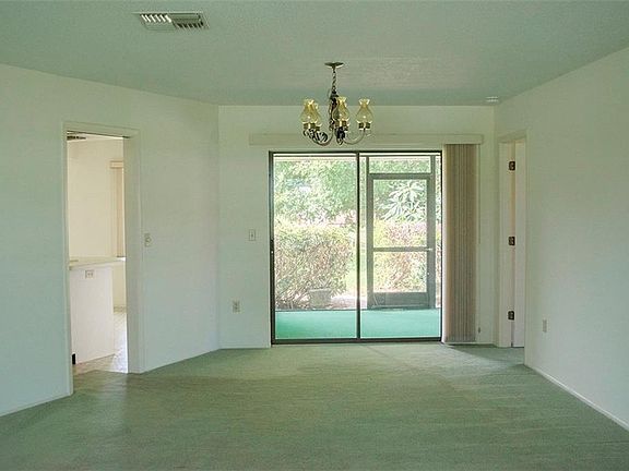 5th image of 318 Signorelli Dr
