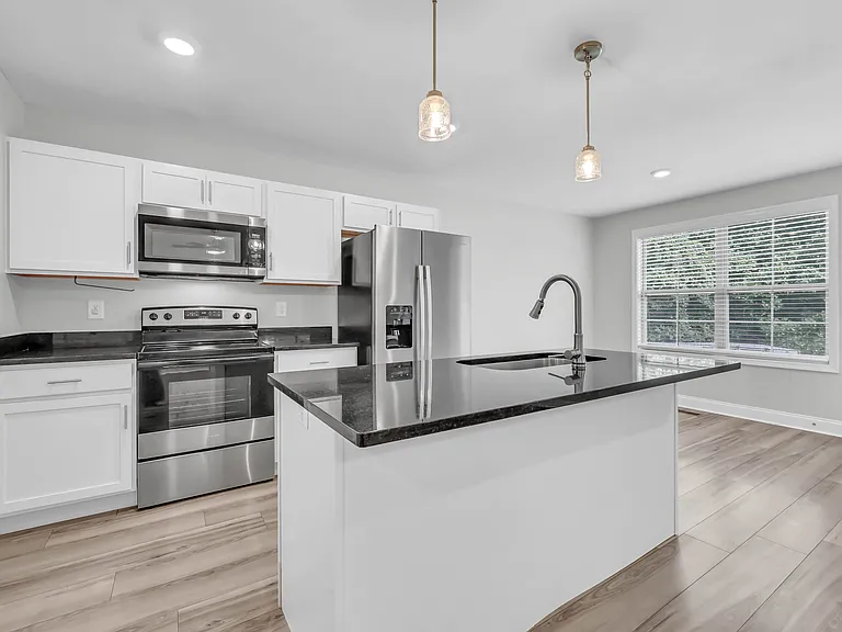 438 Mattingly Dr — Photo 13
