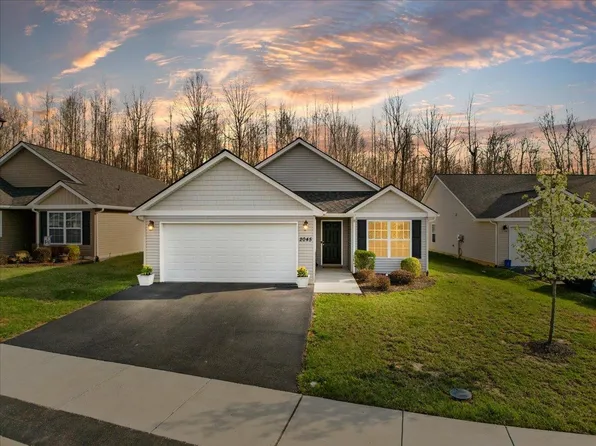 2045 Giles Dr SE, Christiansburg, VA 24073