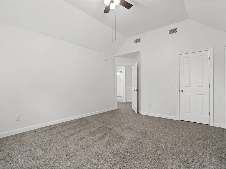 1009 Pinemont Dr — Photo 15