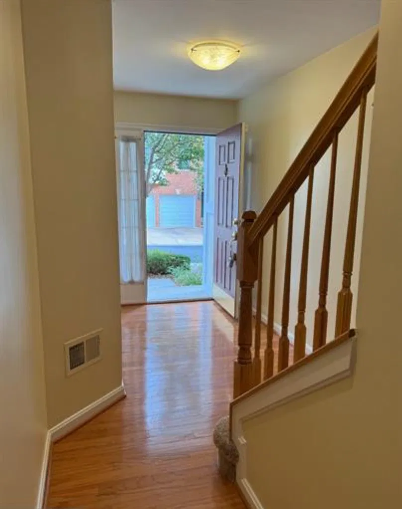 4 bed, 2.5 bath, 3586 sqft, $3,850 — Photo 2
