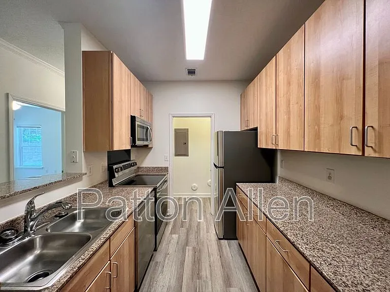 2000 Olde Eastwood Village Blvd #106 — Photo 9