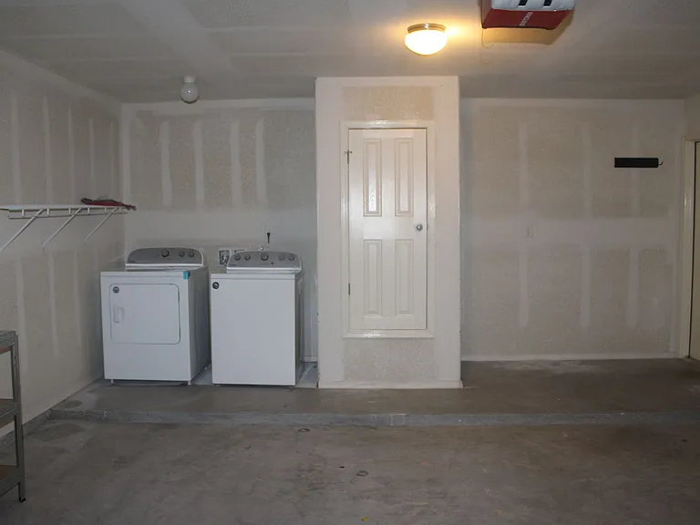 12928 Hueco Pit Dr — Photo 25