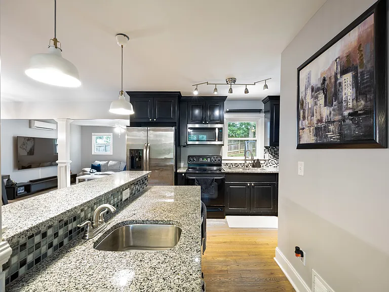 70 Driskell Ave SW — Photo 3
