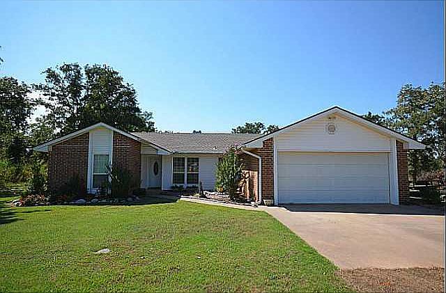 1st image of 16953 Acorn Ln