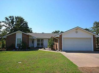 16953 Acorn Ln, Newalla, OK 74857
