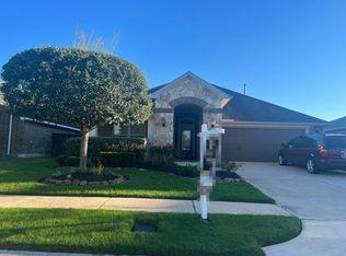 3422 Bay Dr, Iowa Colony, TX 77583
