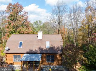 65 Traugers Crossing Rd, Kintnersville, PA 18930