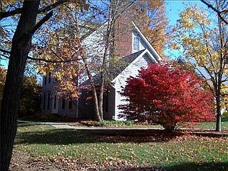 3rd image of 8107 Traders Hollow Ln