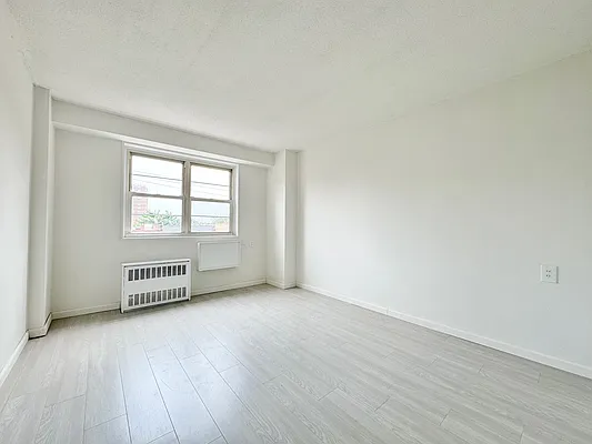 Rented by Keller Williams NYC | media 14